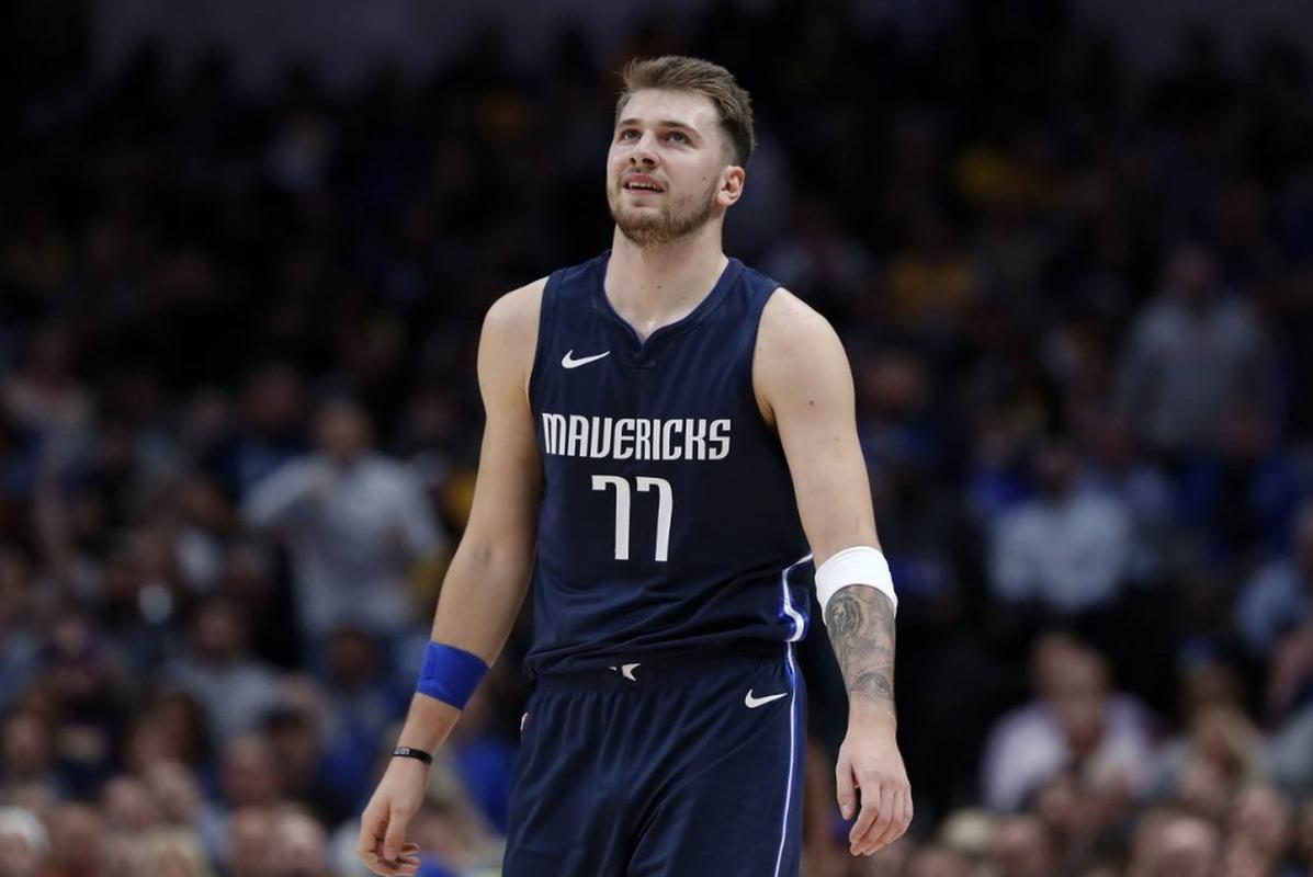 跑动和传球 跑动和传球